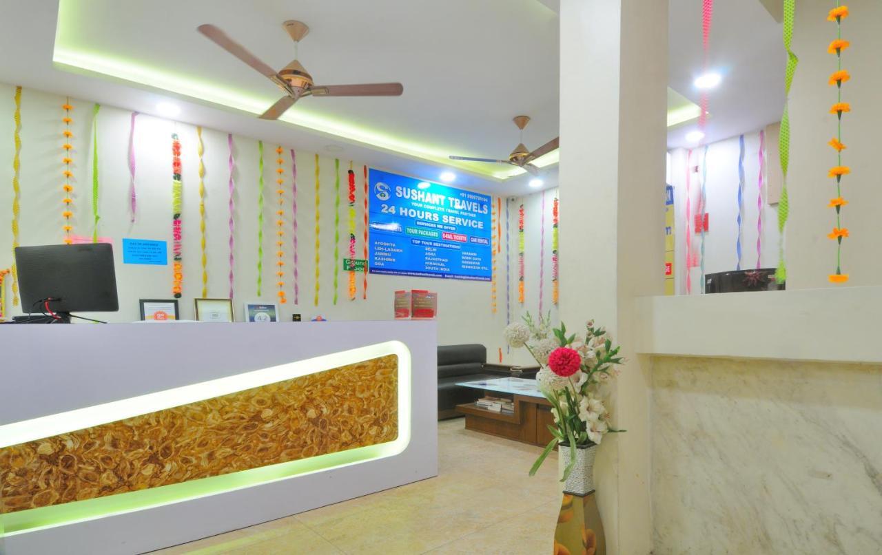 Hotel Prince Palace Deluxe - New Delhi Nova Deli Exterior foto